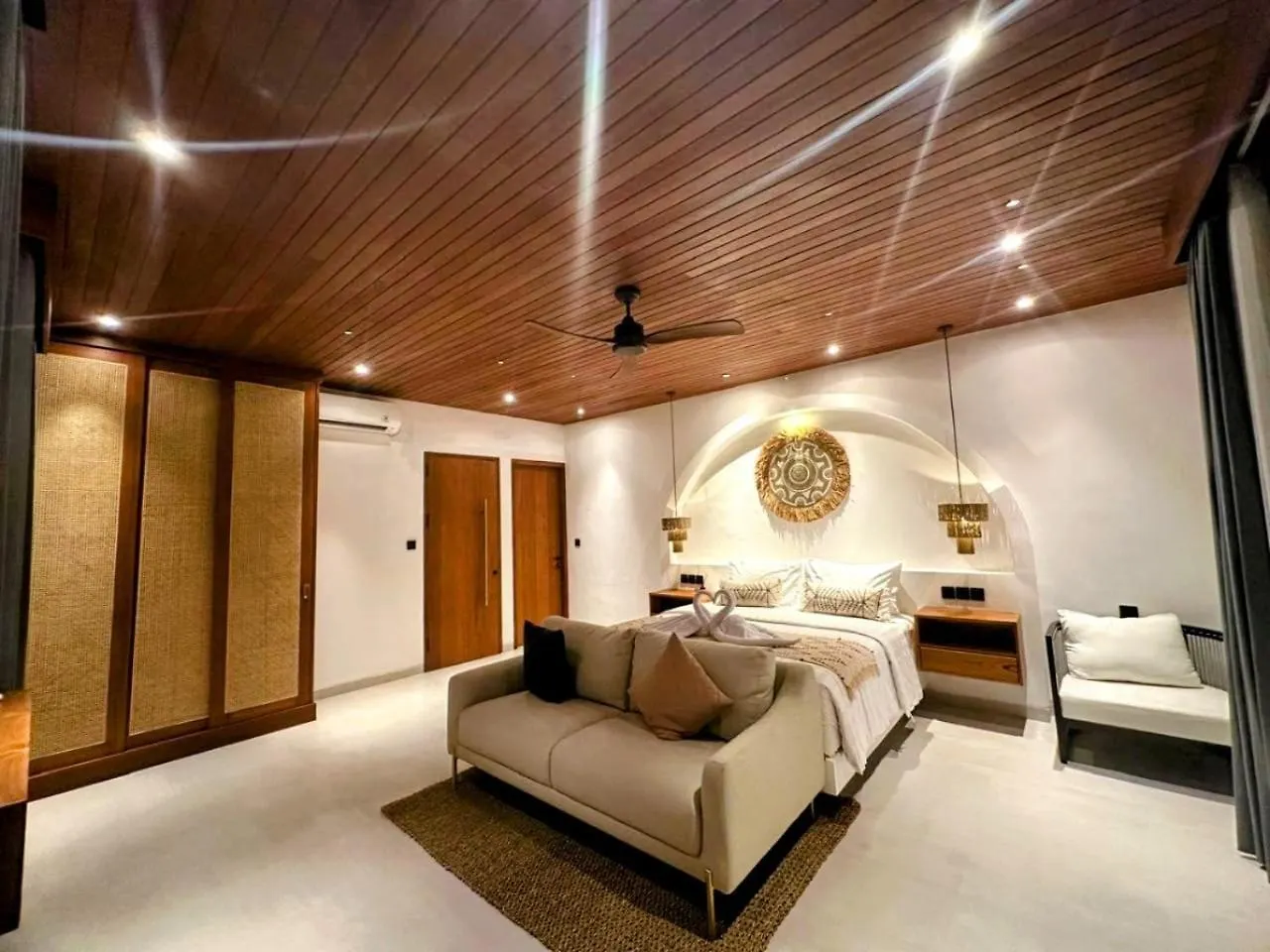 Harsita Villa Management Seminyak